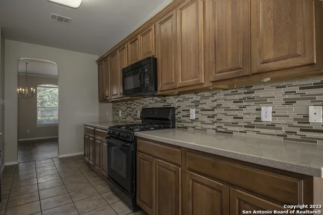 1209 RUDDY DUCK New Braunfels, TX 78130
