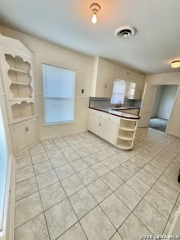 507 Exeter Rd San Antonio, TX 78209