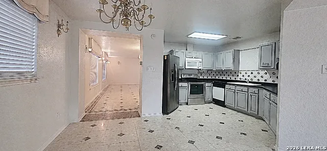 5707 Lovett Oaks San Antonio, TX 78218