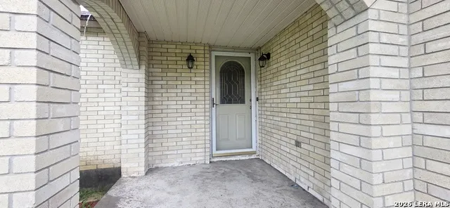 5707 Lovett Oaks San Antonio, TX 78218
