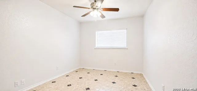 5707 Lovett Oaks San Antonio, TX 78218