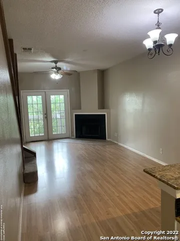 12286 APRICOT DR San Antonio, TX 78247