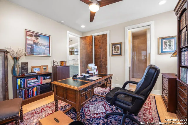 1758 LINCOLN SMITH RD Round Mountain, TX 78663