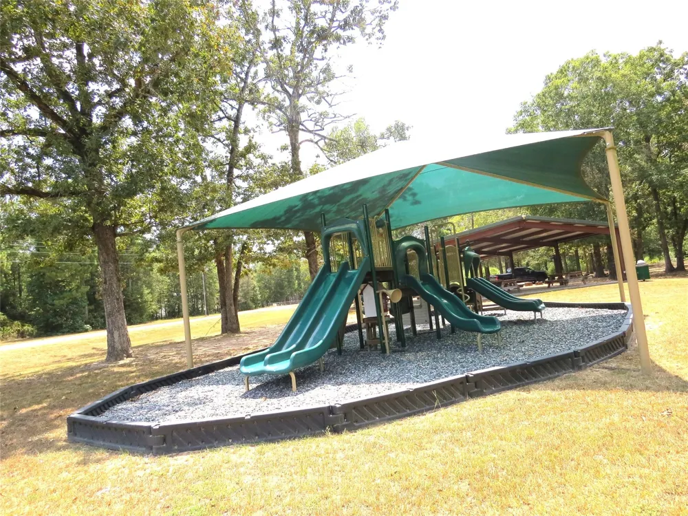 2176 Bambi Court Cleveland, TX 77328