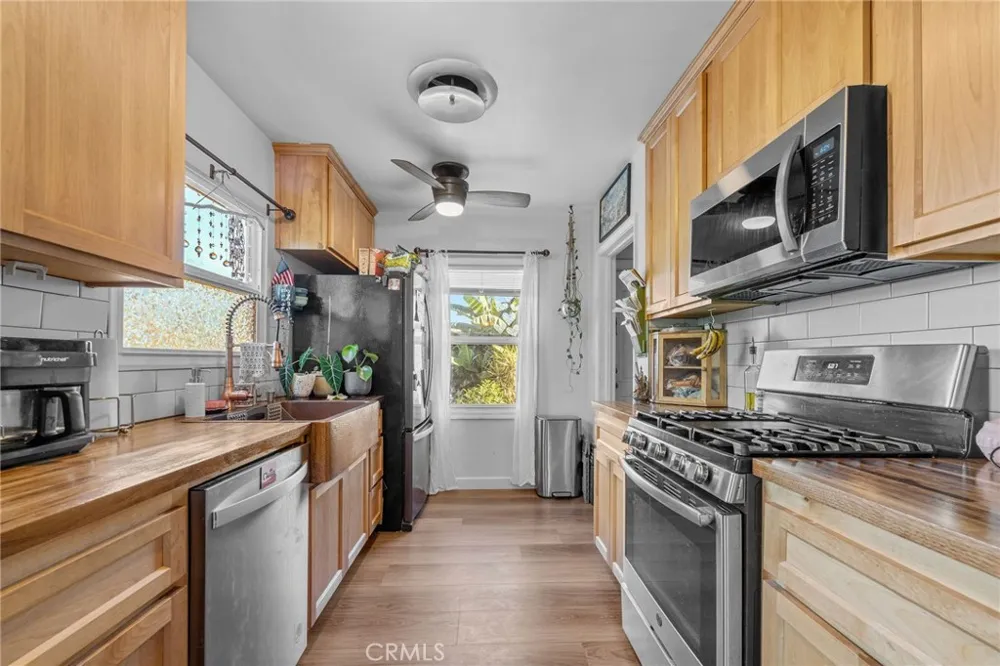 2325 Barnett Bakersfield, CA 93308