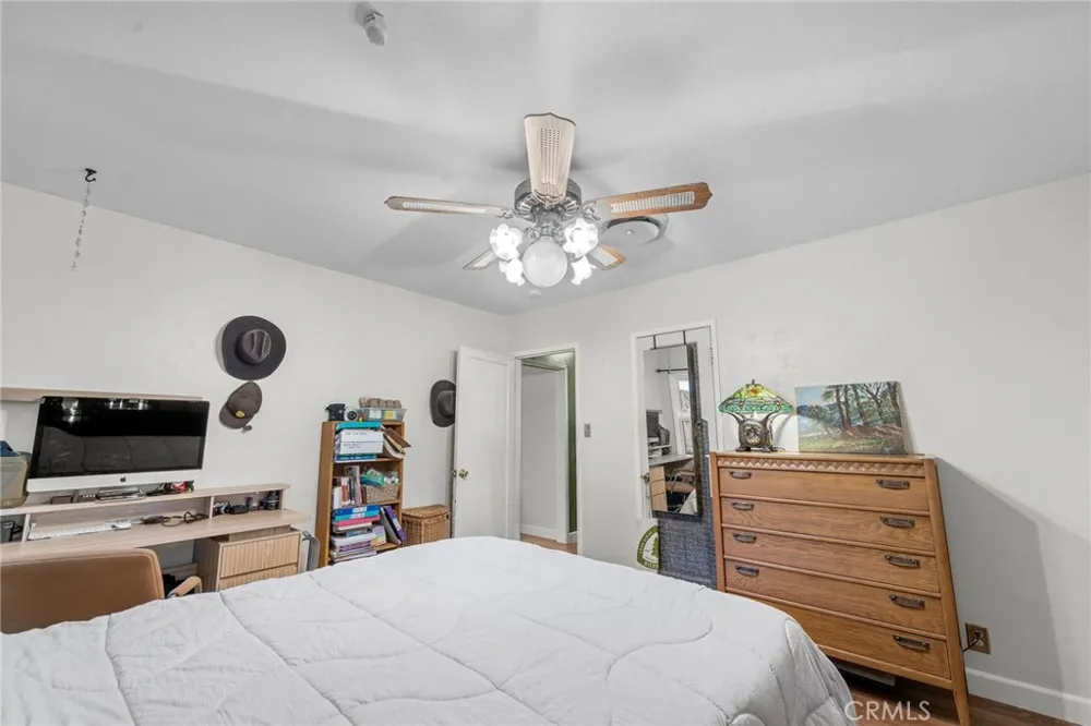 2325 Barnett Bakersfield, CA 93308
