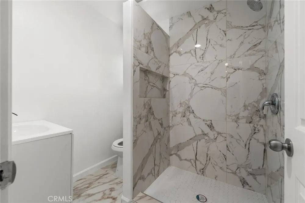 203 E Belle Bakersfield, CA 93308