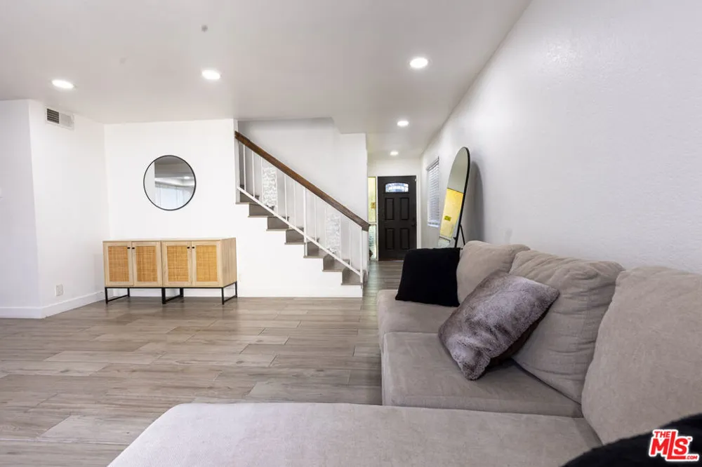 13400 Doty Avenue #1 Hawthorne, CA 90250