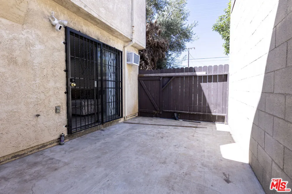 13400 Doty Avenue #1 Hawthorne, CA 90250