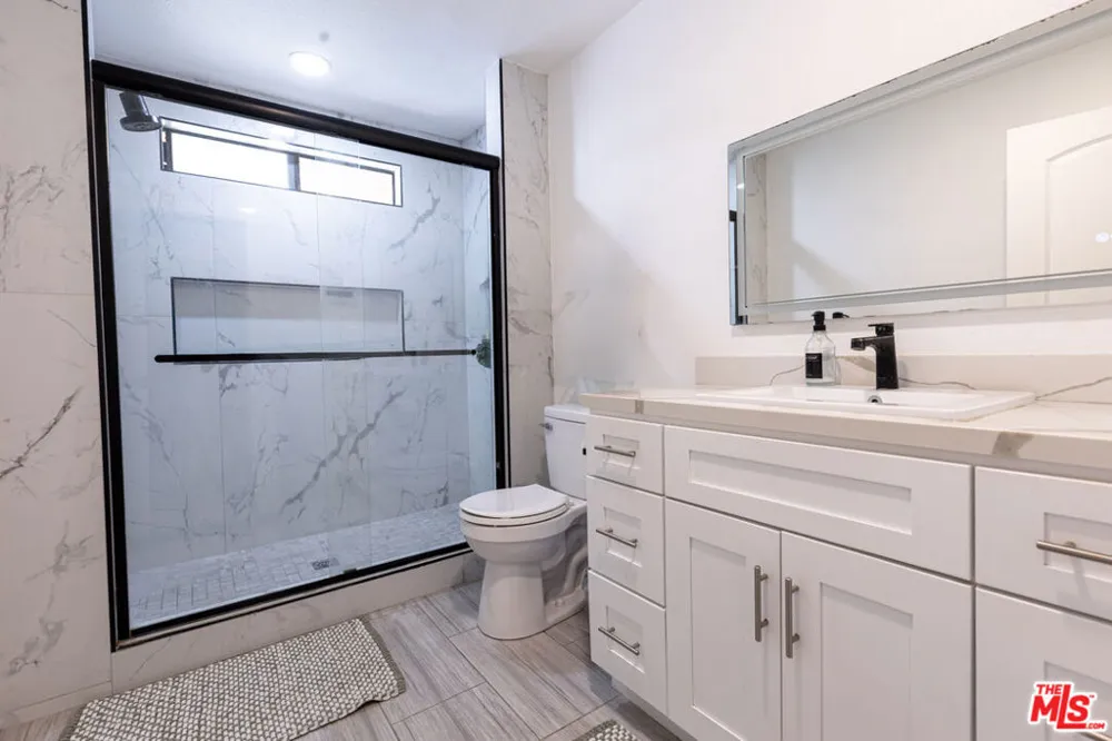 13400 Doty Avenue #1 Hawthorne, CA 90250