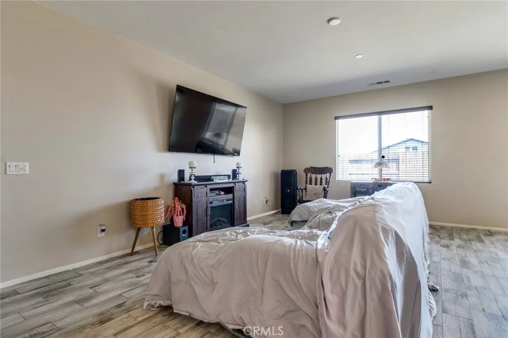 11408 Poppy Road Adelanto, CA 92301