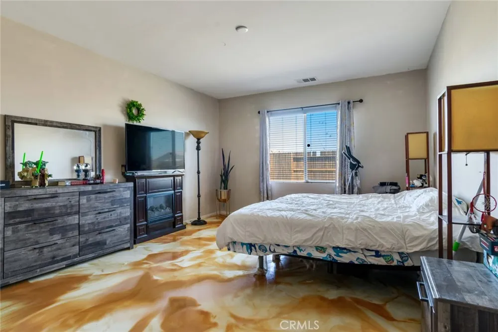 11408 Poppy Road Adelanto, CA 92301