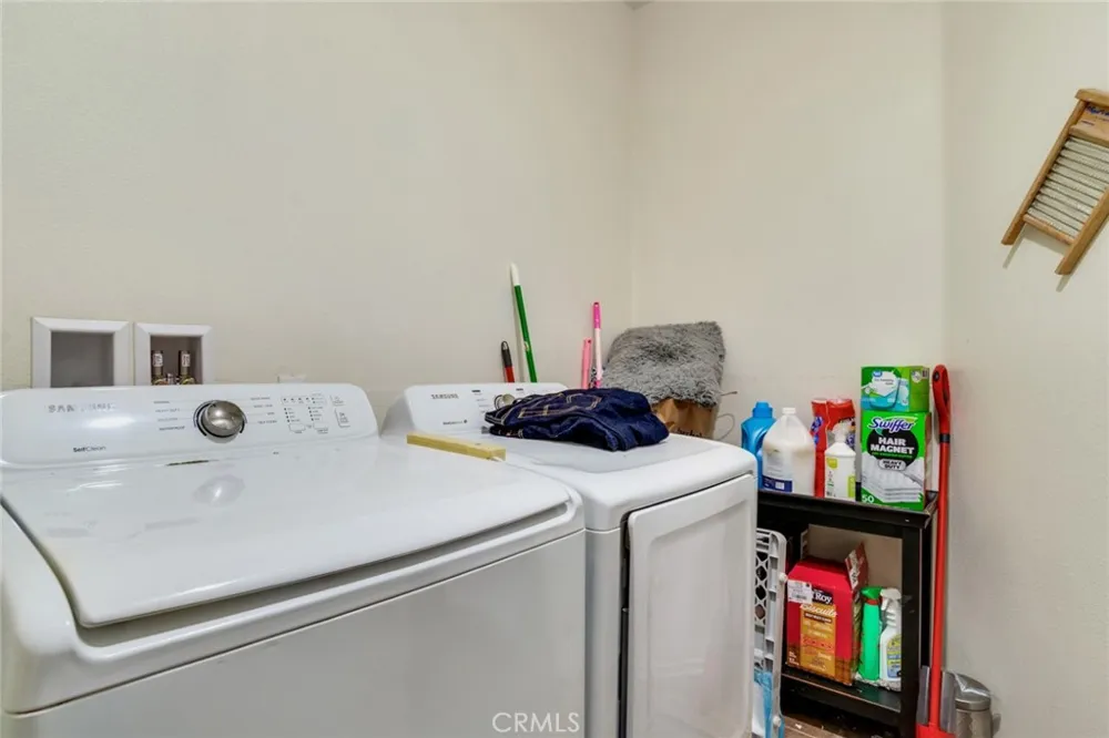11408 Poppy Road Adelanto, CA 92301