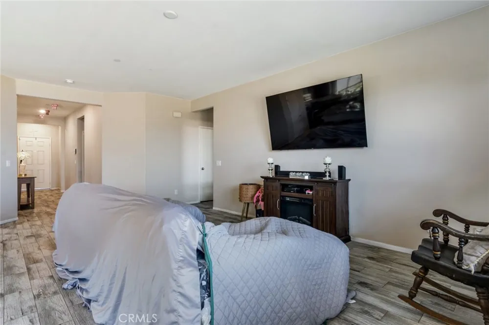 11408 Poppy Road Adelanto, CA 92301