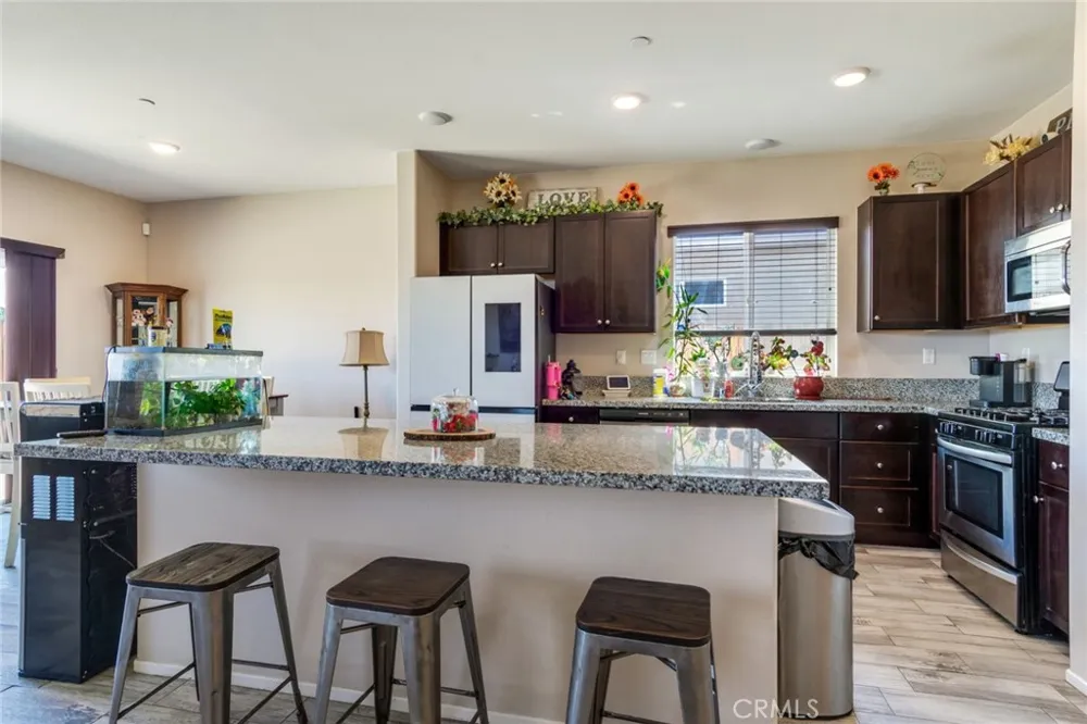 11408 Poppy Road Adelanto, CA 92301