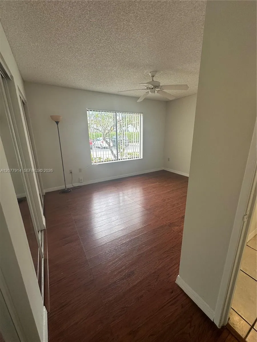 8418 Coral Lake Way #8418 Coral Springs, FL 33065