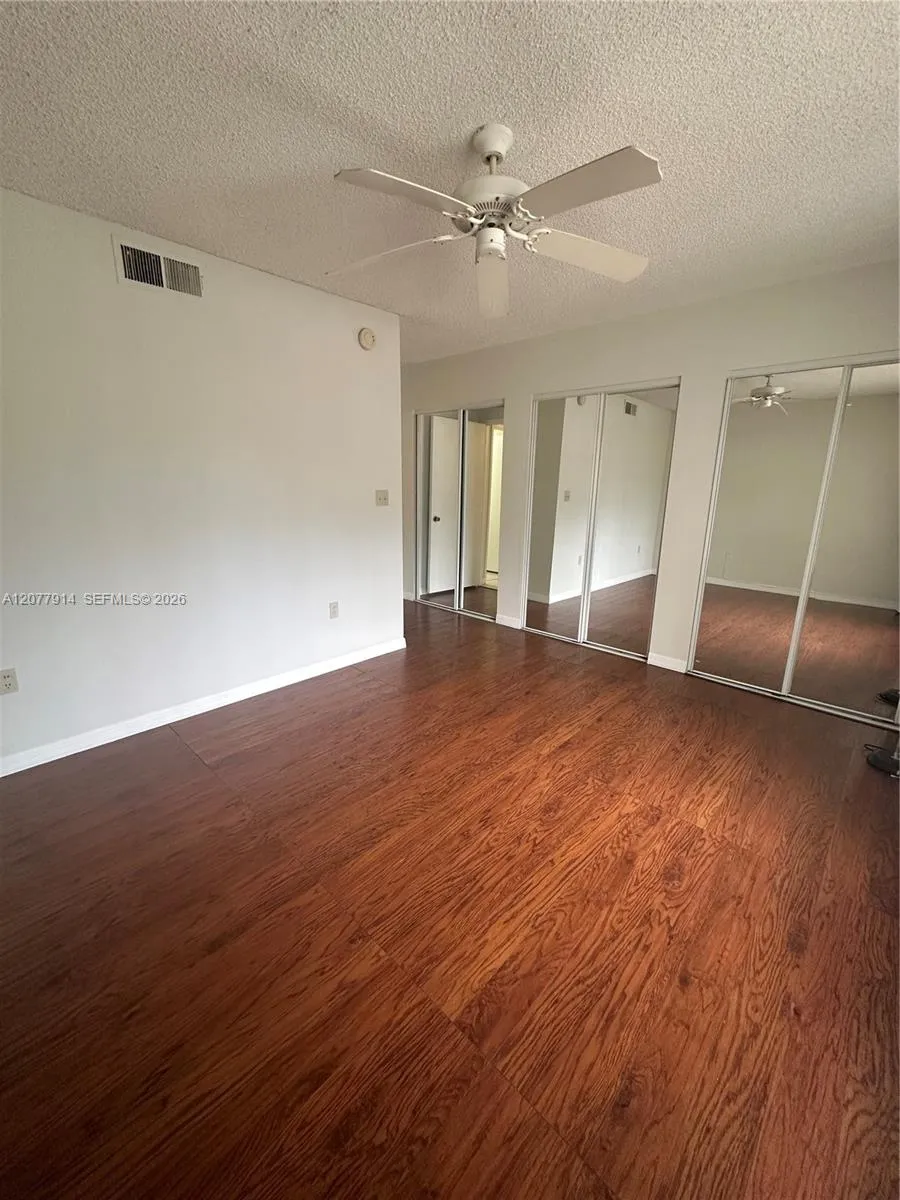 8418 Coral Lake Way #8418 Coral Springs, FL 33065