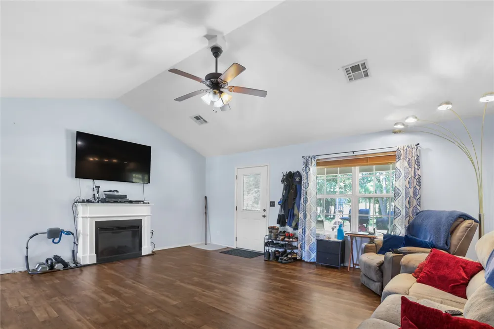 21599 S Sunny Lake Road Claremore, OK 74019