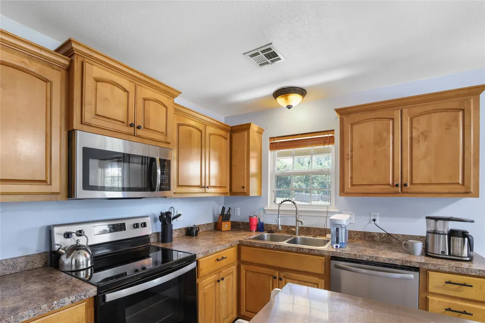 21599 S Sunny Lake Road Claremore, OK 74019