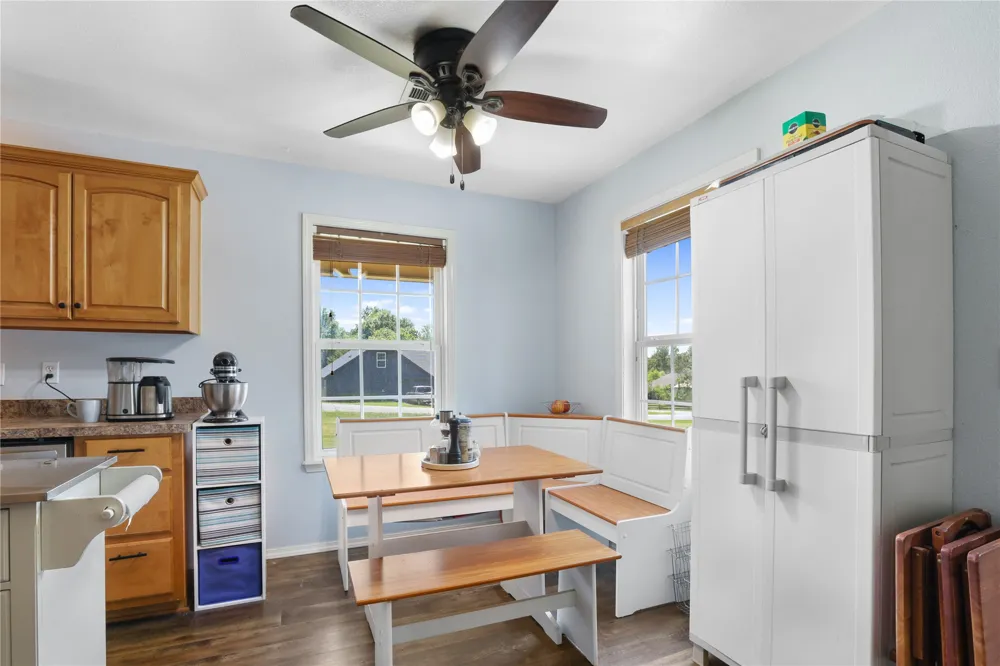 21599 S Sunny Lake Road Claremore, OK 74019