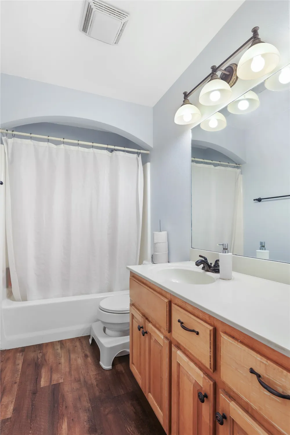 21599 S Sunny Lake Road Claremore, OK 74019