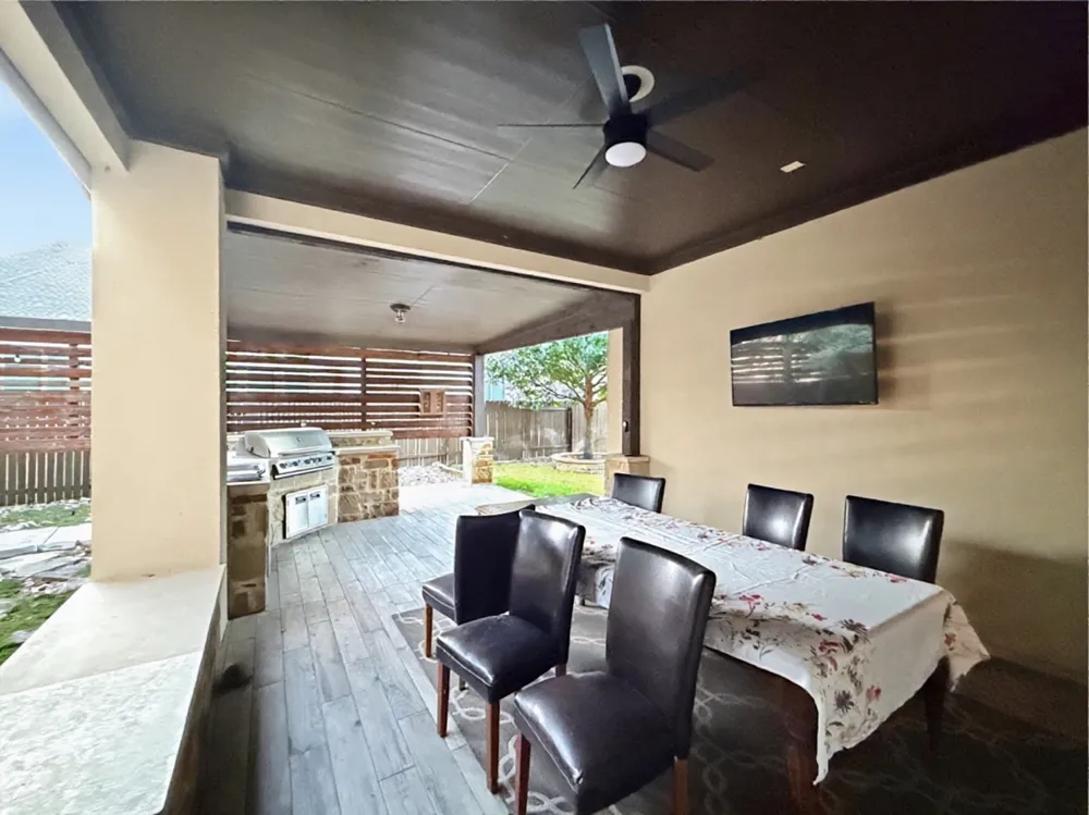 2900 Browntop Court Leander, TX 78641