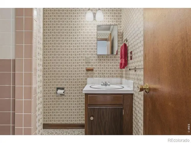 350 Whispering Pines Drive Estes Park, CO 80517