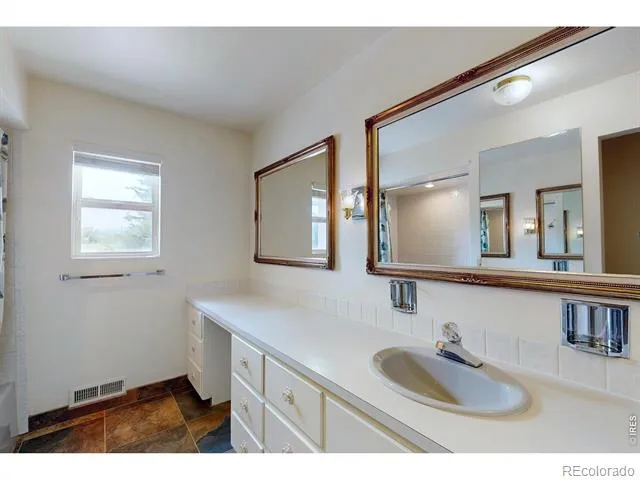 2708 W 29th Street Loveland, CO 80538