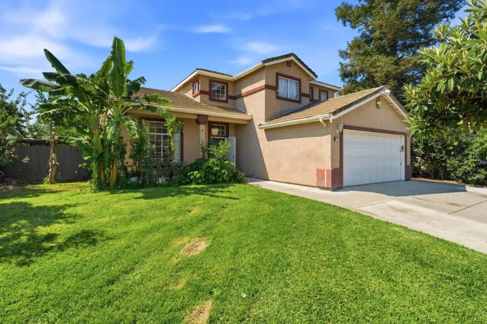 16913 Trina Lane Delhi, CA 95315