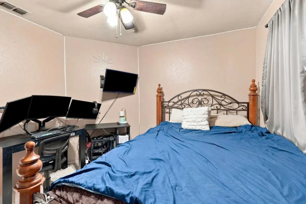 16913 Trina Lane Delhi, CA 95315