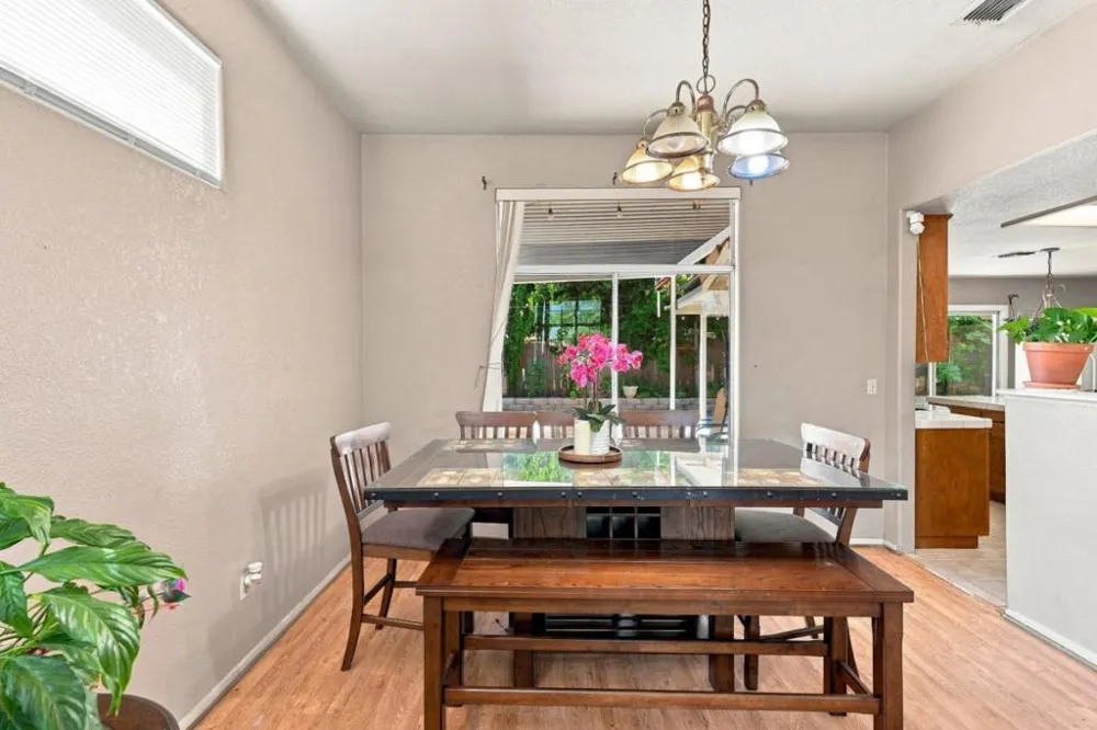 16913 Trina Lane Delhi, CA 95315