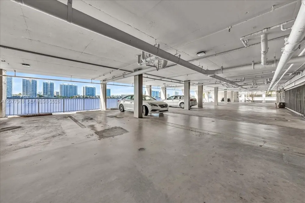 17600 Bay Rd #N503 Sunny Isles Beach, FL 33160