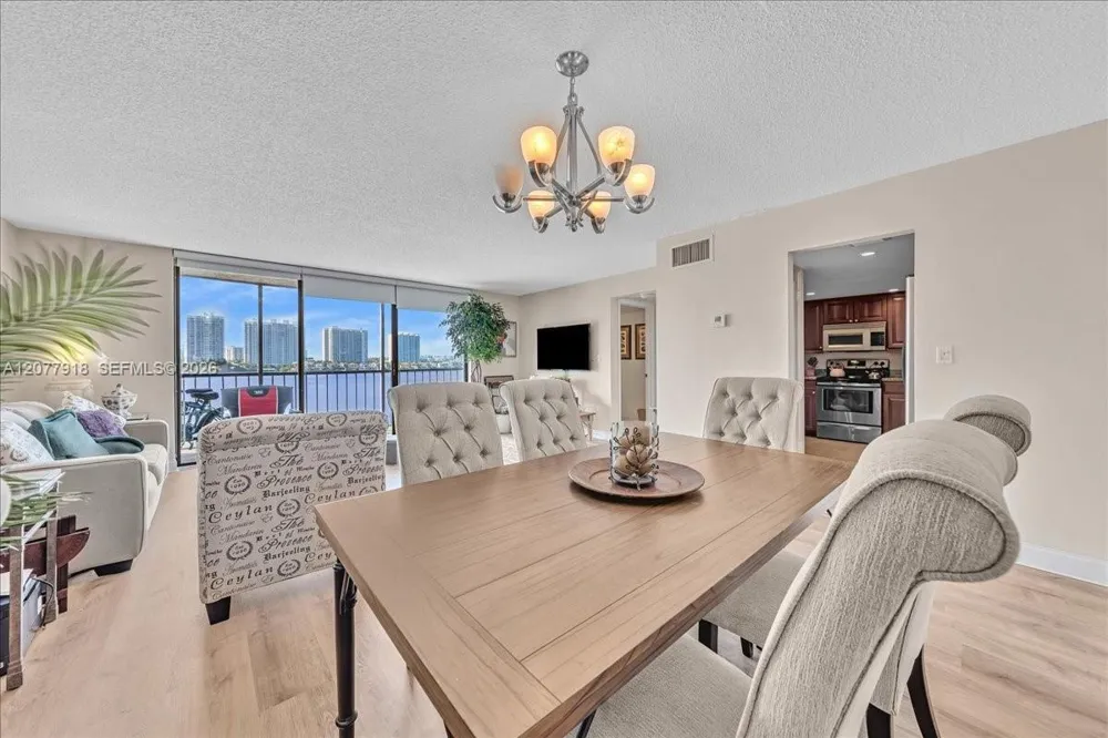 17600 Bay Rd #N503 Sunny Isles Beach, FL 33160