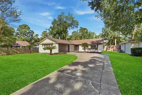 22911 Canyon Lake Drive