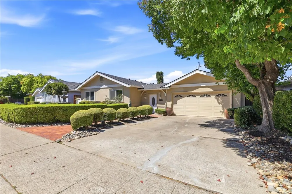 1635 Blossom Hill San Jose, CA 95124
