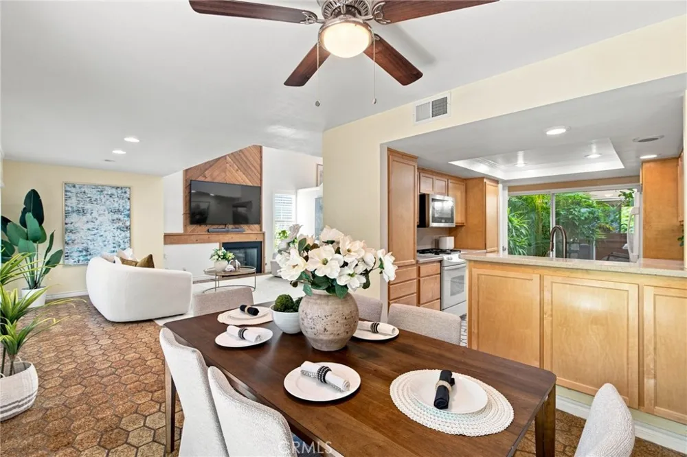 2854 Park Vista Court Fullerton, CA 92835