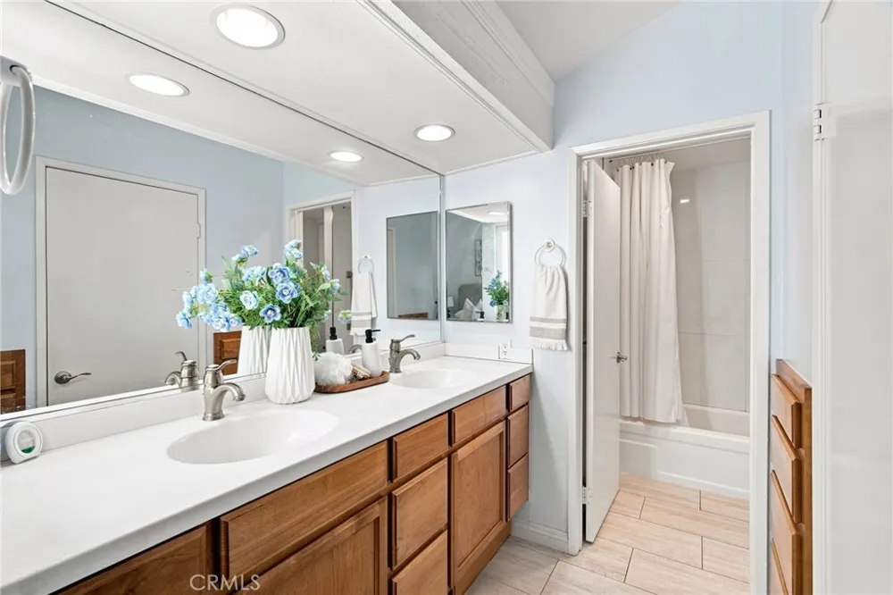 2854 Park Vista Court Fullerton, CA 92835