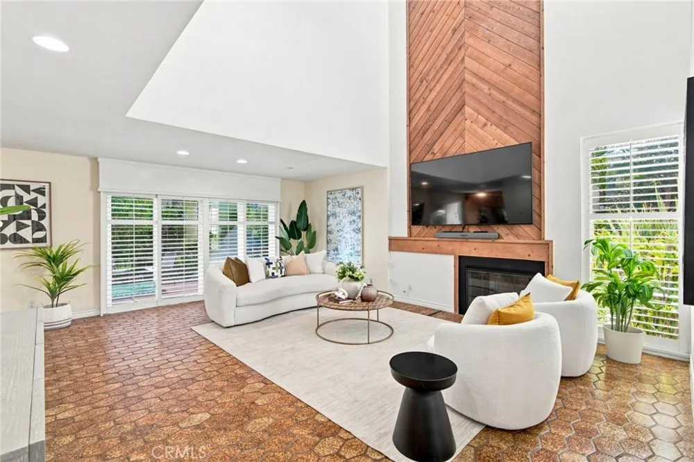 2854 Park Vista Court Fullerton, CA 92835