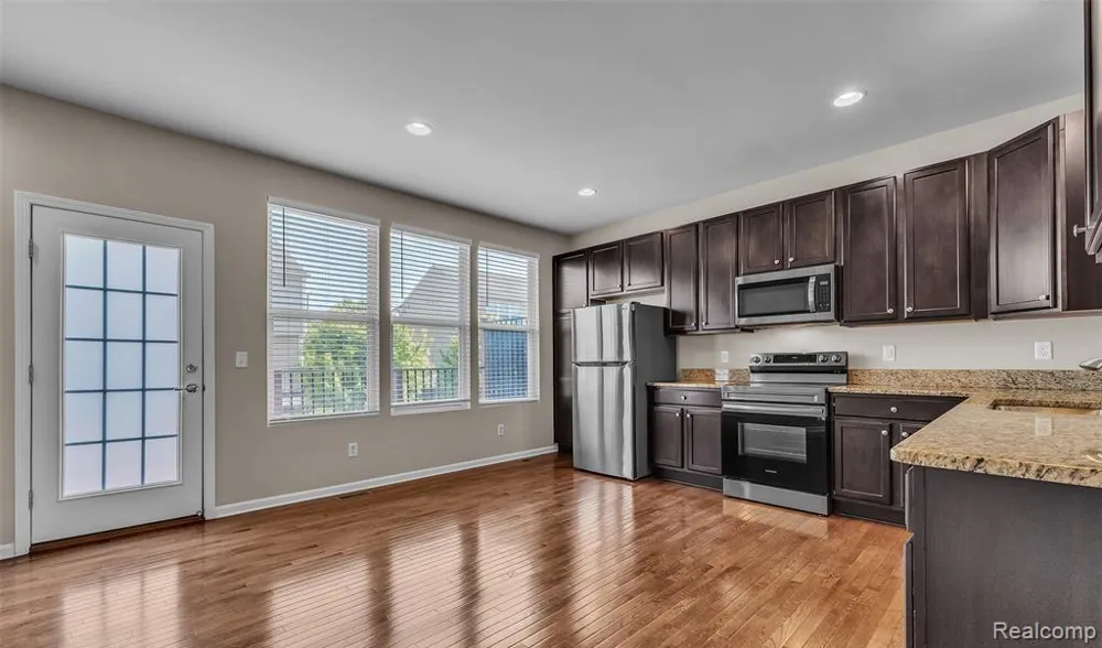44656 Ellery Lane Novi City, MI 48377
