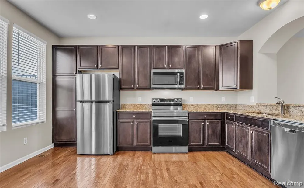 44656 Ellery Lane Novi City, MI 48377