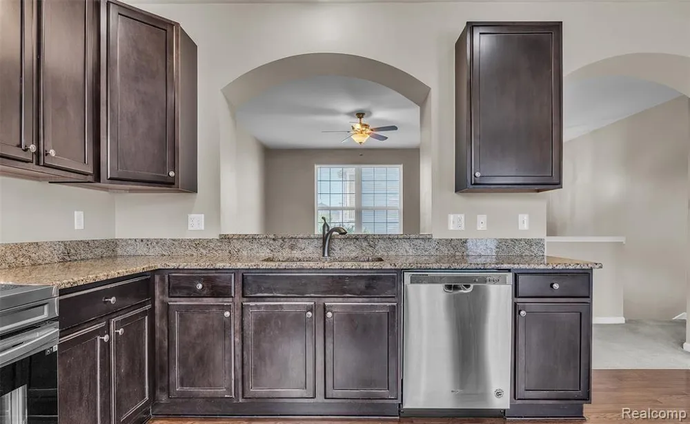 44656 Ellery Lane Novi City, MI 48377