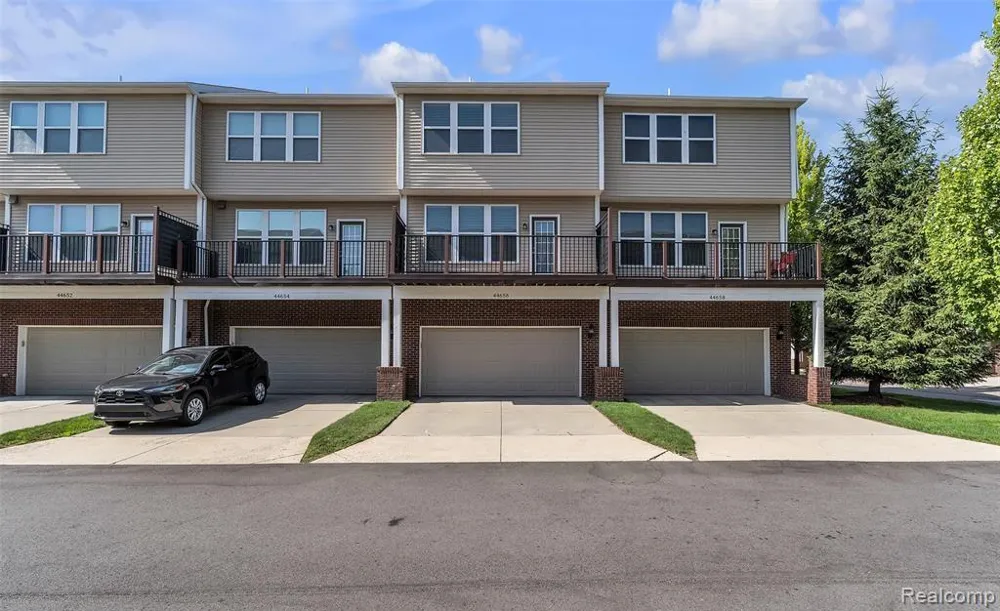 44656 Ellery Lane Novi City, MI 48377