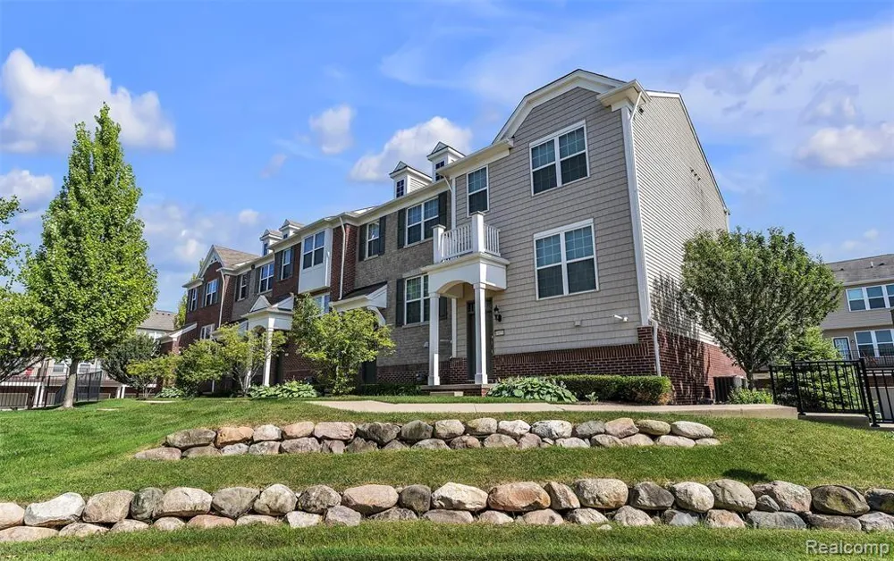 44656 Ellery Lane Novi City, MI 48377
