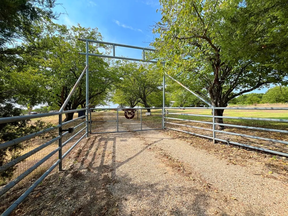17559 Valley View Forney, TX 75126