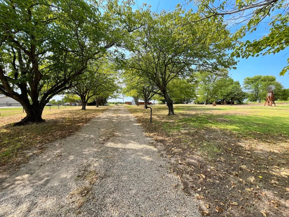 17559 Valley View Forney, TX 75126