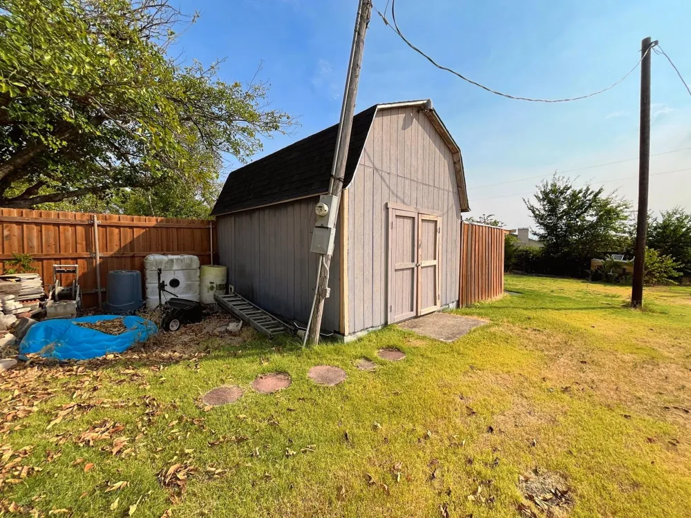 17559 Valley View Forney, TX 75126
