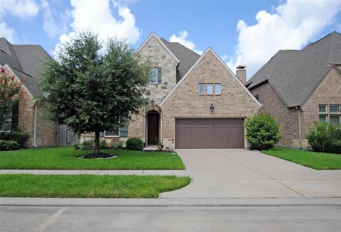 2032 Arrowood Glen Drive