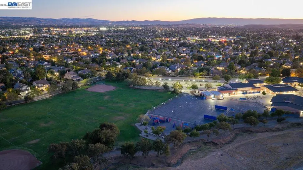1395 Meadow Ct Livermore, CA 94551