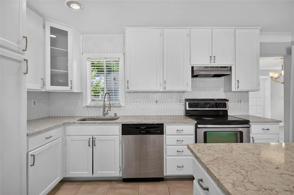 1923 ALBANY DRIVE Clearwater, FL 33763