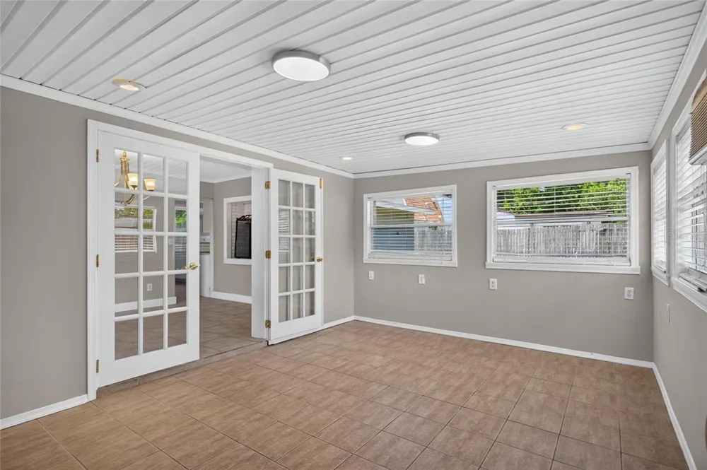 1923 ALBANY DRIVE Clearwater, FL 33763